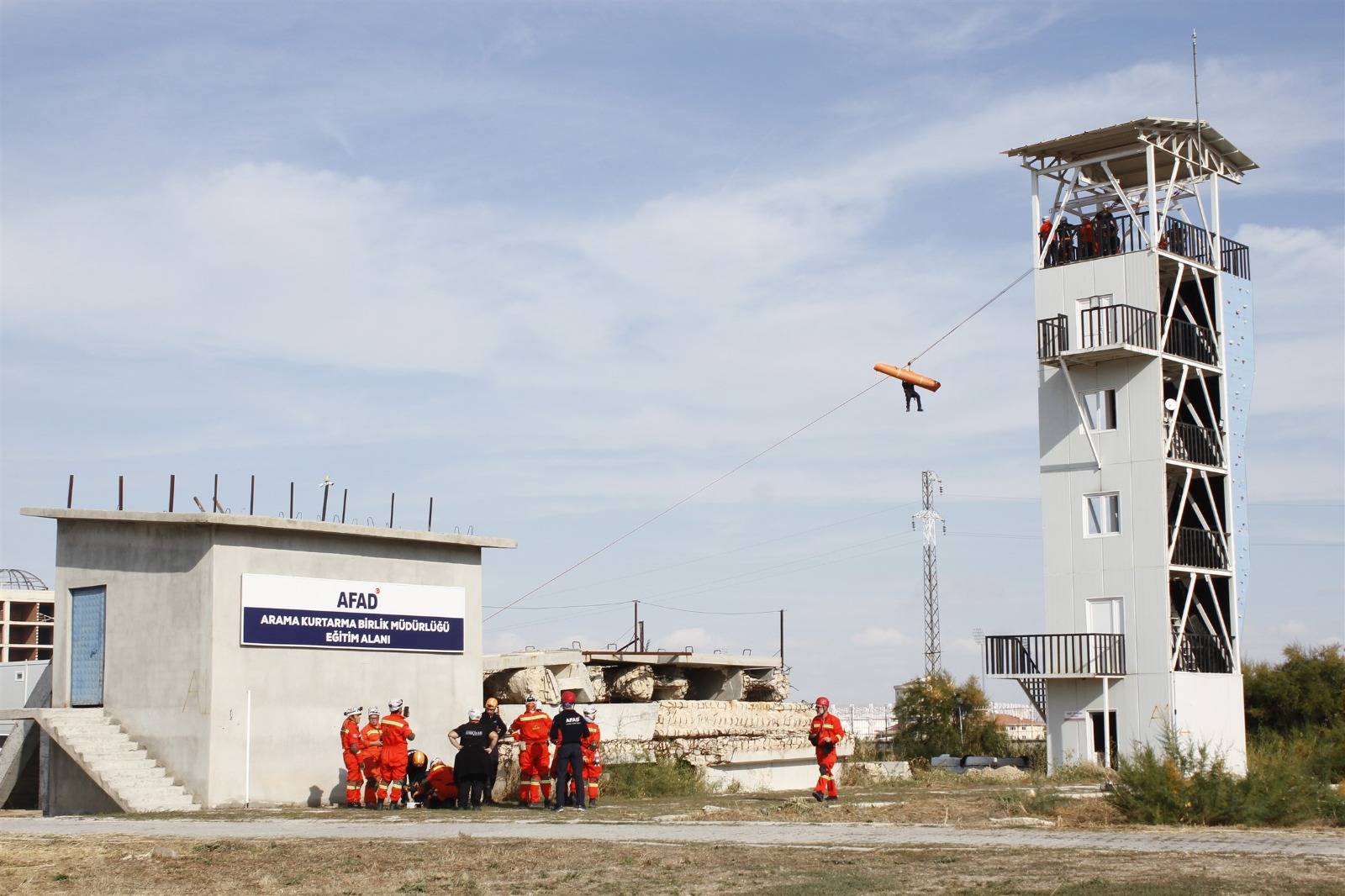 Afyonkarahisar’da, Muğla Mahalle Afet Gönüllüleri Acil Müdahale Derneği (MAG-AME/SAR) ekibine