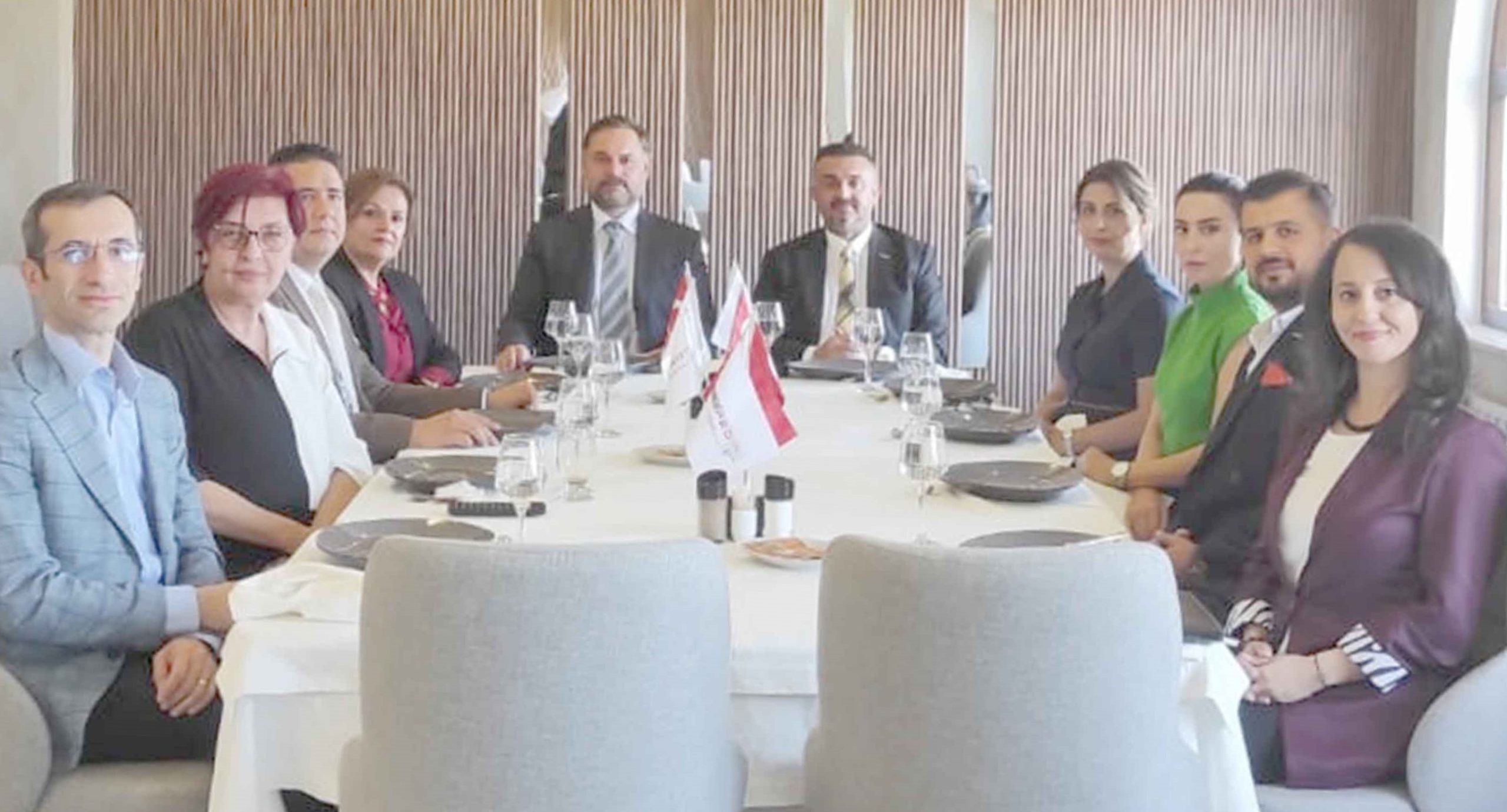 AFSİAD Yönetim Kurulu Başkanı Kadir Sayın ve Yönetim Kurulu Üyesi
