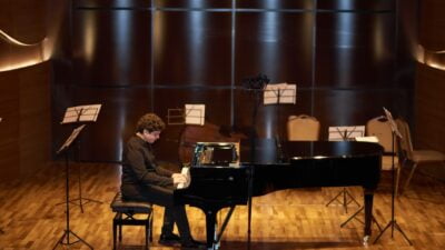 Afyon Kocatepe Üniversitesi (AKÜ) Devlet Konservatuvarı Müzik Bölümü Piyano Ana