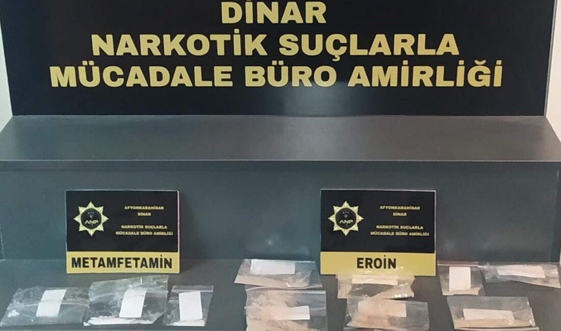 Afyonkarahisar’da uyuşturucu maddeler ile yakalanan 3 kişiden ikisi tutuklandı. Olay,