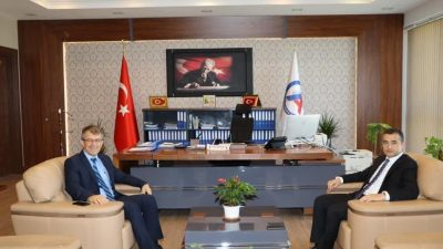 Afyonkarahisar’ın Emirdağ ilçesinde İl Özel İdaresi tarafından yapılan yatırımlar değerlendirildi.