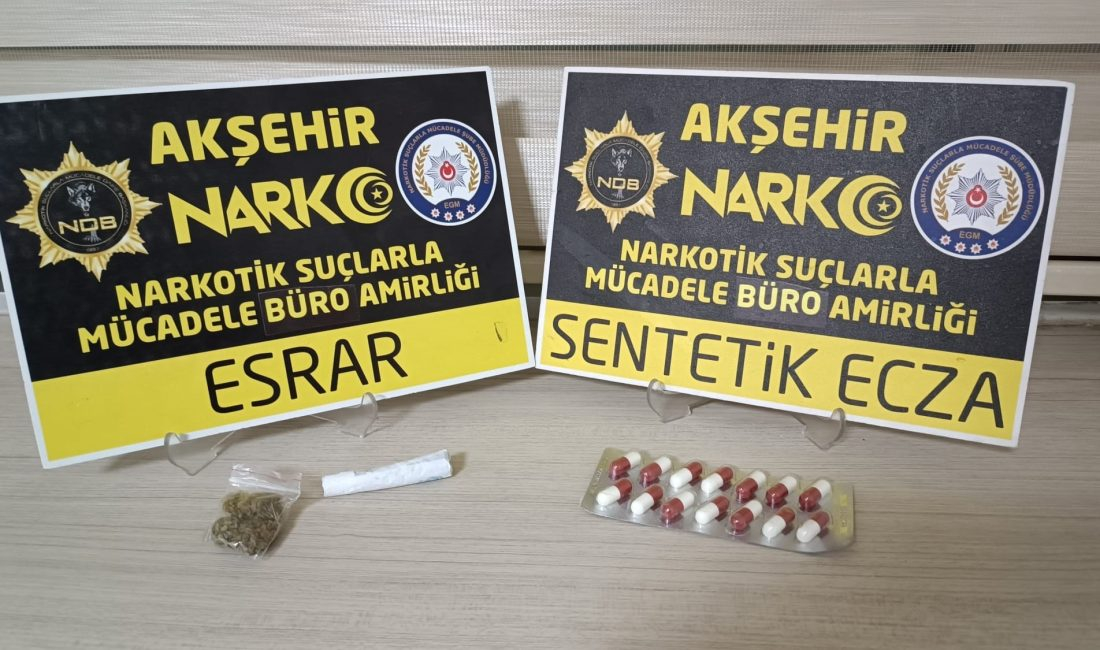 Konya’nın Akşehir ilçesinde polis ekipleri, şehirlerarası yolcu otobüsüyle yolculuk yaparak