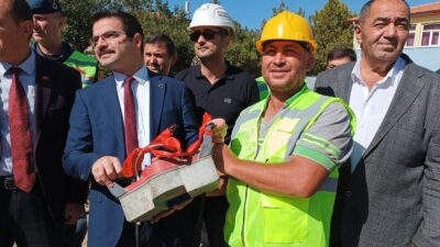 Afyonkarahisar’ın Şuhut ilçesine bağlı Karaadilli beldesinde Karaadilli Lisesinin temel atma