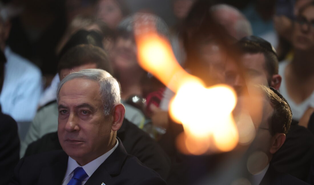 İsrail Başbakanı Binyamin Netanyahu, acil durum hükümetinin ilk kabine toplantısında