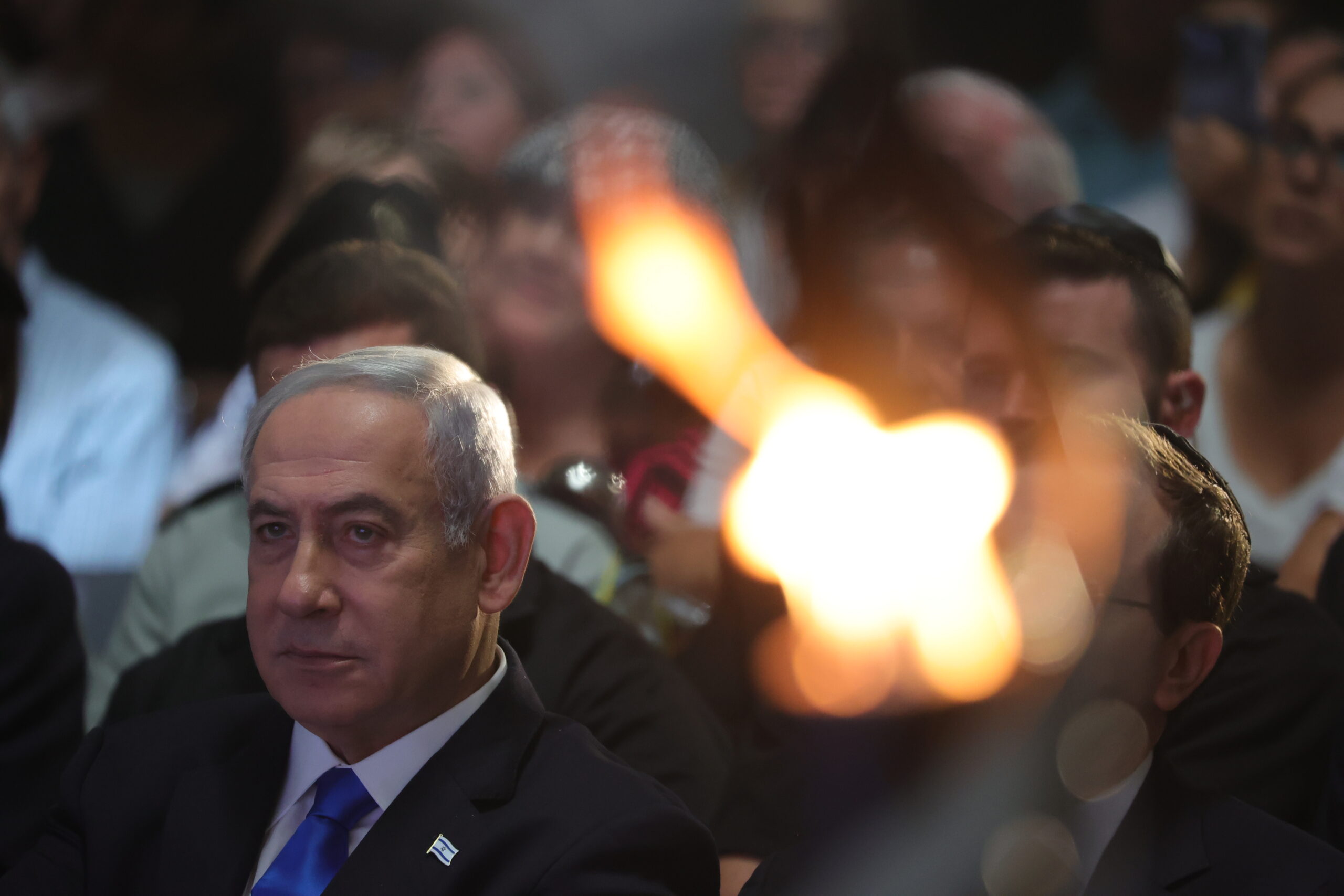 İsrail Başbakanı Binyamin Netanyahu, acil durum hükümetinin ilk kabine toplantısında