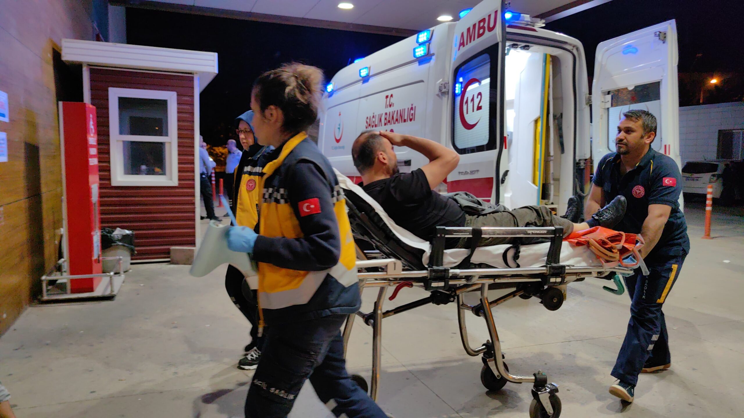 Bursa’nın İnegöl ilçesinde kendisine küfür eden eşine sinirlenen öfkeli kadın