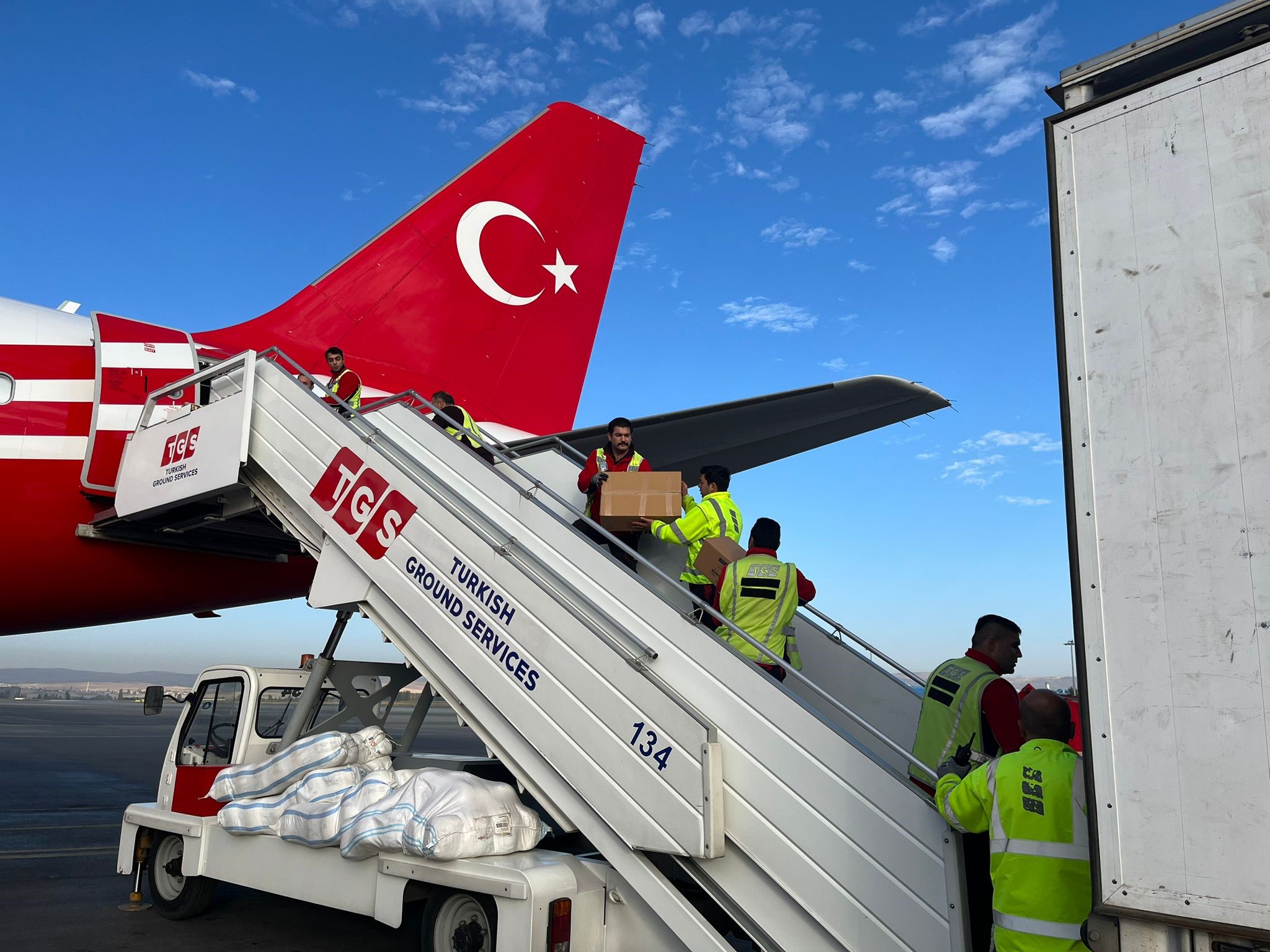 Filistin’e insani yardım için Mısır’a gidecek olan Cumhurbaşkanlığı uçağı Ankara’dan