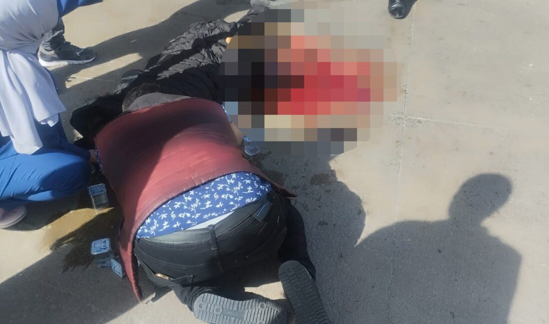 Afyonkarahisar’da otogarda yaya halde olan hamile kadına yolcu otobüsü çarptı.