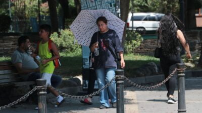 Türkiye’de birçok ilde soğuk hava hakimken, Adana’da termometreler 36 dereceyi