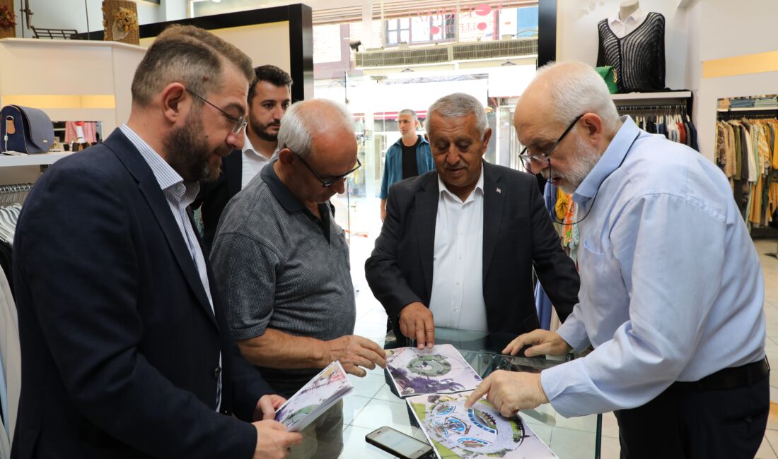 Afyonkarahisar Belediye Başkanı Mehmet Zeybek, Bedesten Kavşağında yapılacak düzenleme çalışmalarını