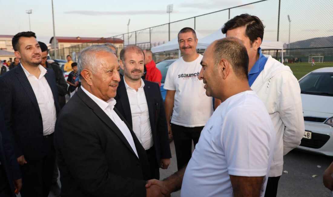 Aralarında Fenerbahçe, Galatasaray, Başakşehir, Konyaspor gibi 100 farklı şehrin alt