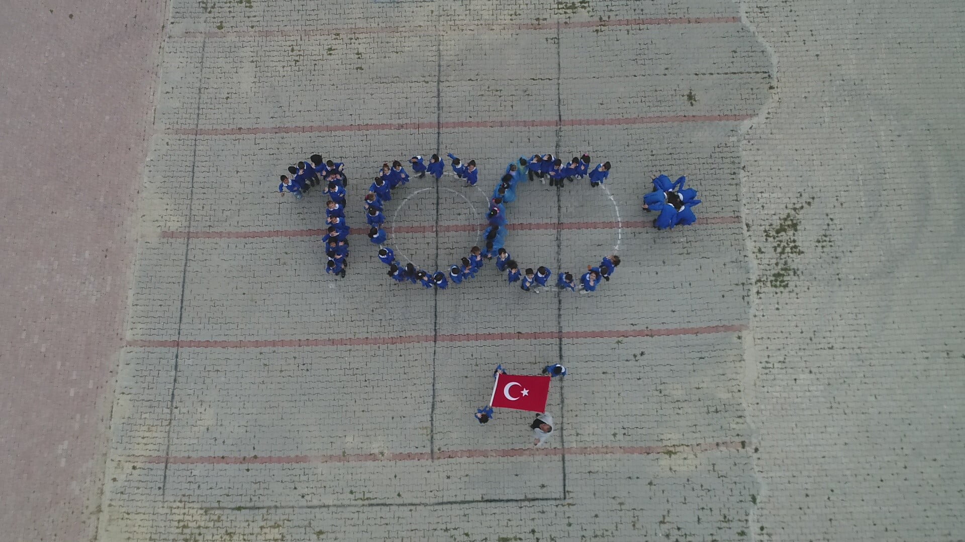 Cumhuriyetin 100. yılı Afyonkarahisar’da coşkuyla kutlandı. Afyonkarahisar Sinanpaşa ilçesine bağlı
