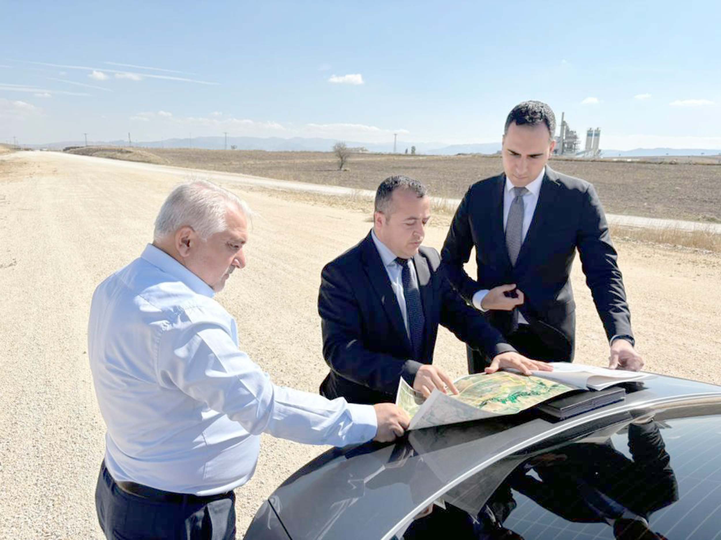 Ankara-İzmir Yüksek Hızlı Tren (YHT) hattının Afyonkarahisar Sinanpaşa ilçesindeki inşaatı