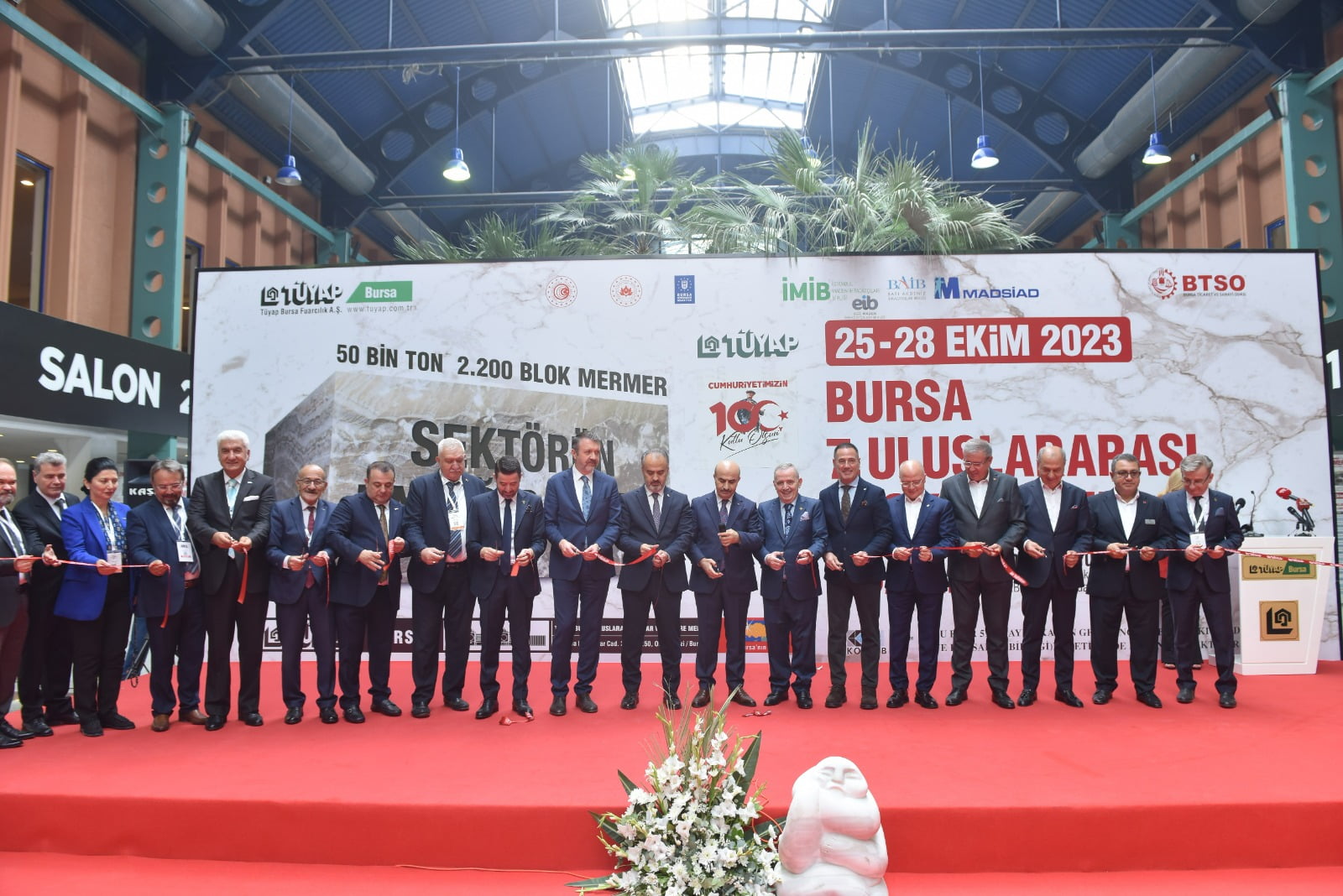 Bursa’da düzenlenen 7.Uluslararası Blok Mermer Fuarı’na Afyonkarahisar’dan 24 firma katılım
