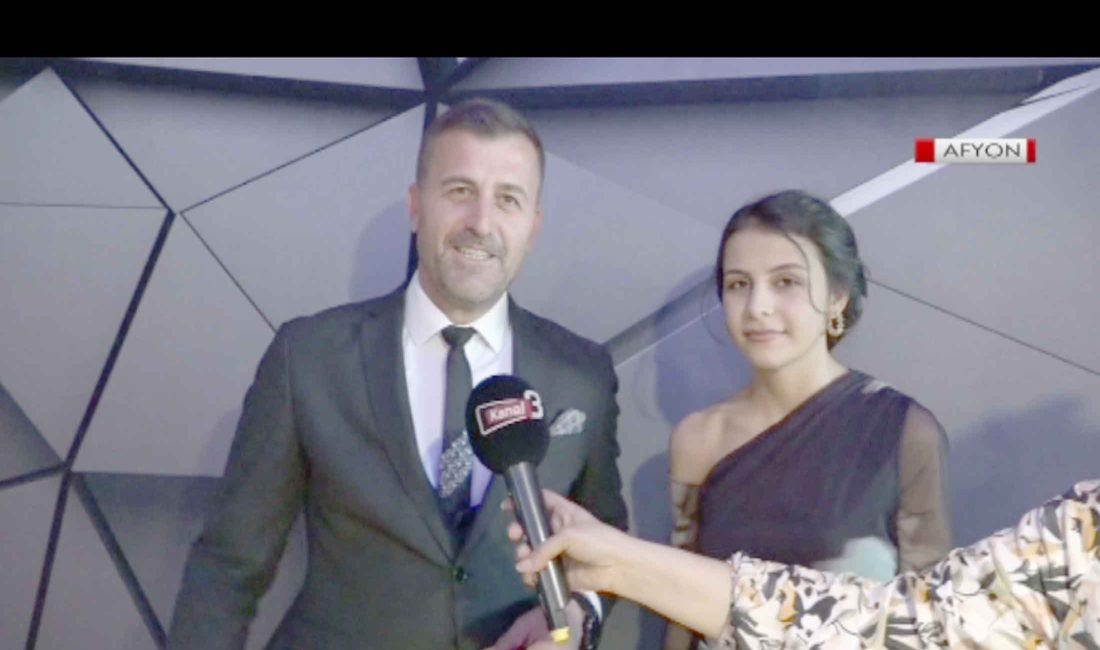 ChefSloo Afyon’da ikinci şubesini açtı Afyonkarahisar’da tatlı işletmecisi ChefSloo Organize Sanayi Bölgesine ikinci şubesini açtı.