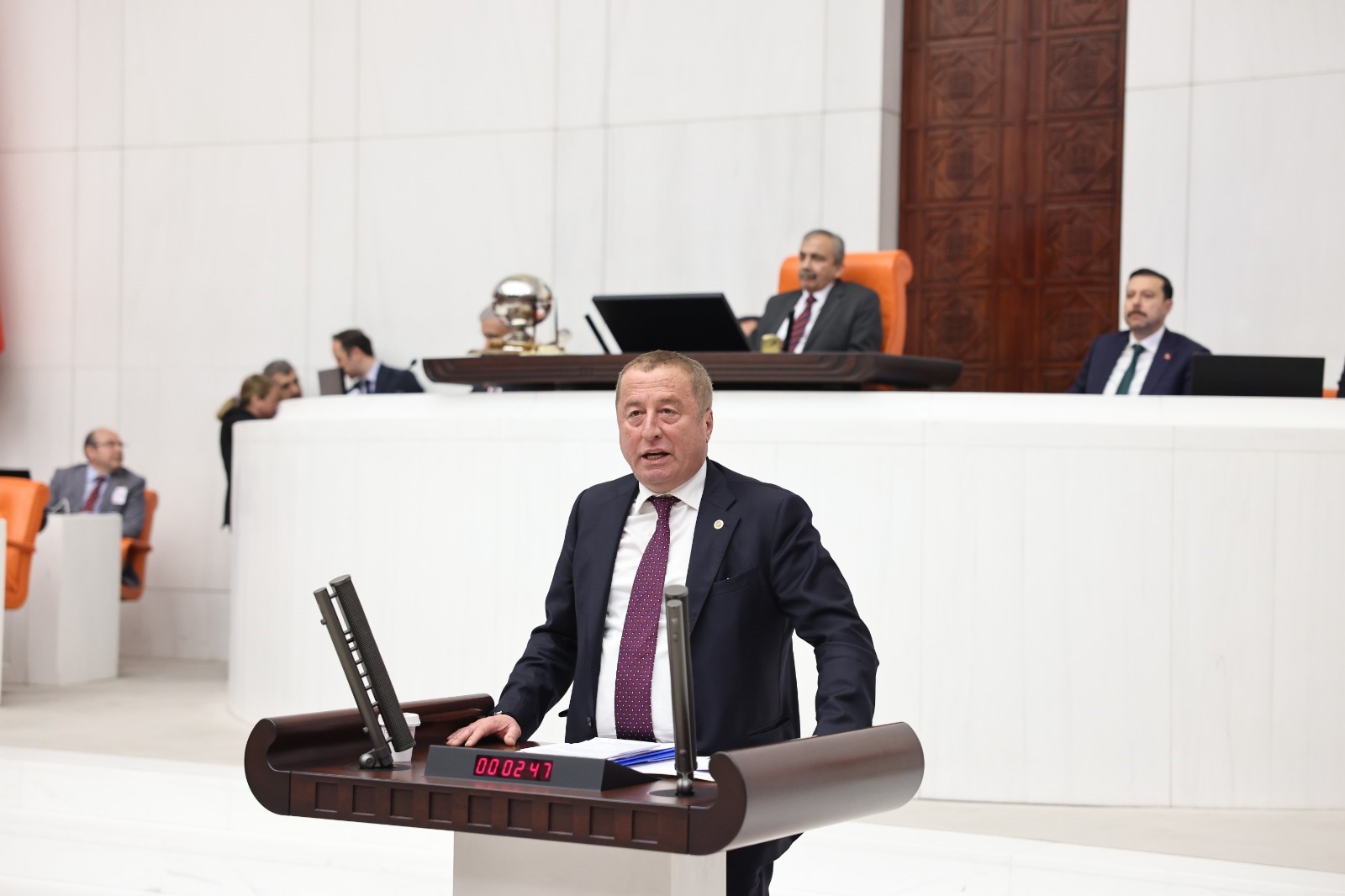 İYİ Parti Afyonkarahisar Milletvekili Hakan Şeref Olgun, “Meydanlarda Filistin’e destek