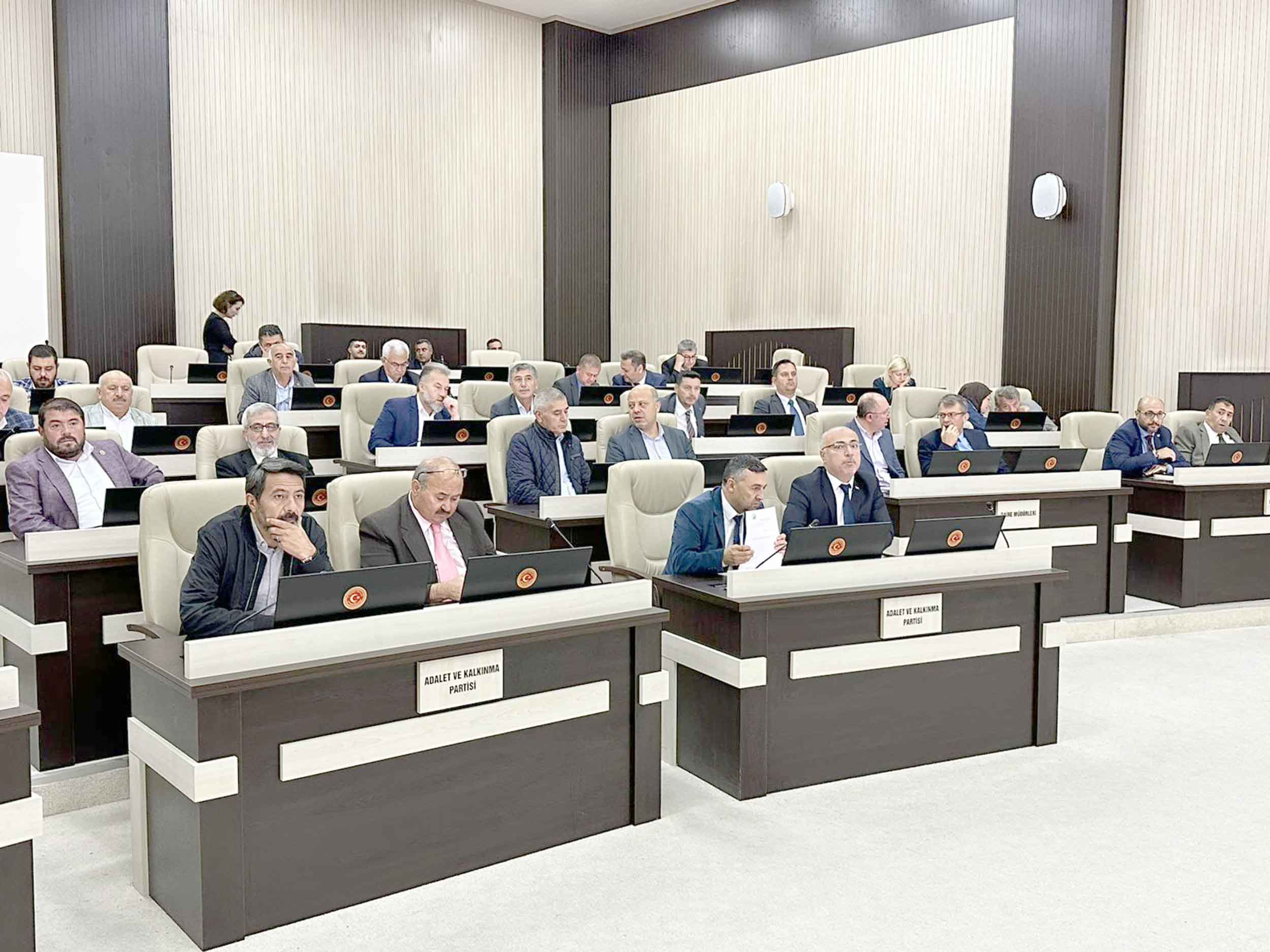 İl Genel Meclisi Ekim ayı son toplantısına katılan Afyonkarahisar Devlet