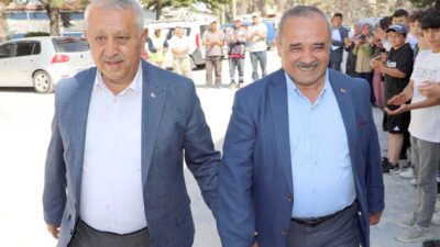 Afyonkarahisar Belediye Başkanı Mehmet Zeybek, Afyonkarahisar Belediyesi olarak İscehisar’da başlatılan