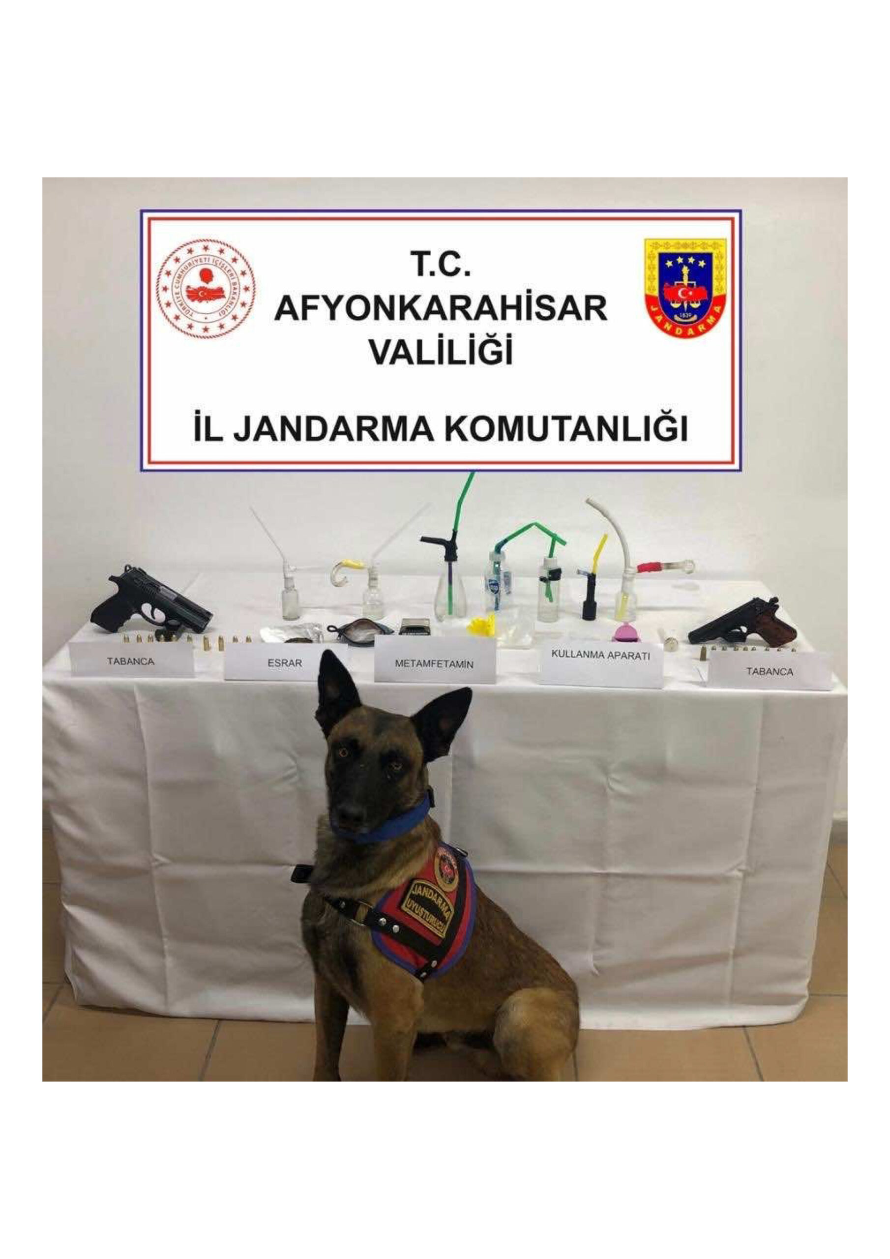 Sandıklı ilçesinde güvenlik güçleri tarafından uyuşturucu operasyonlarında 2 kişi yakalanarak