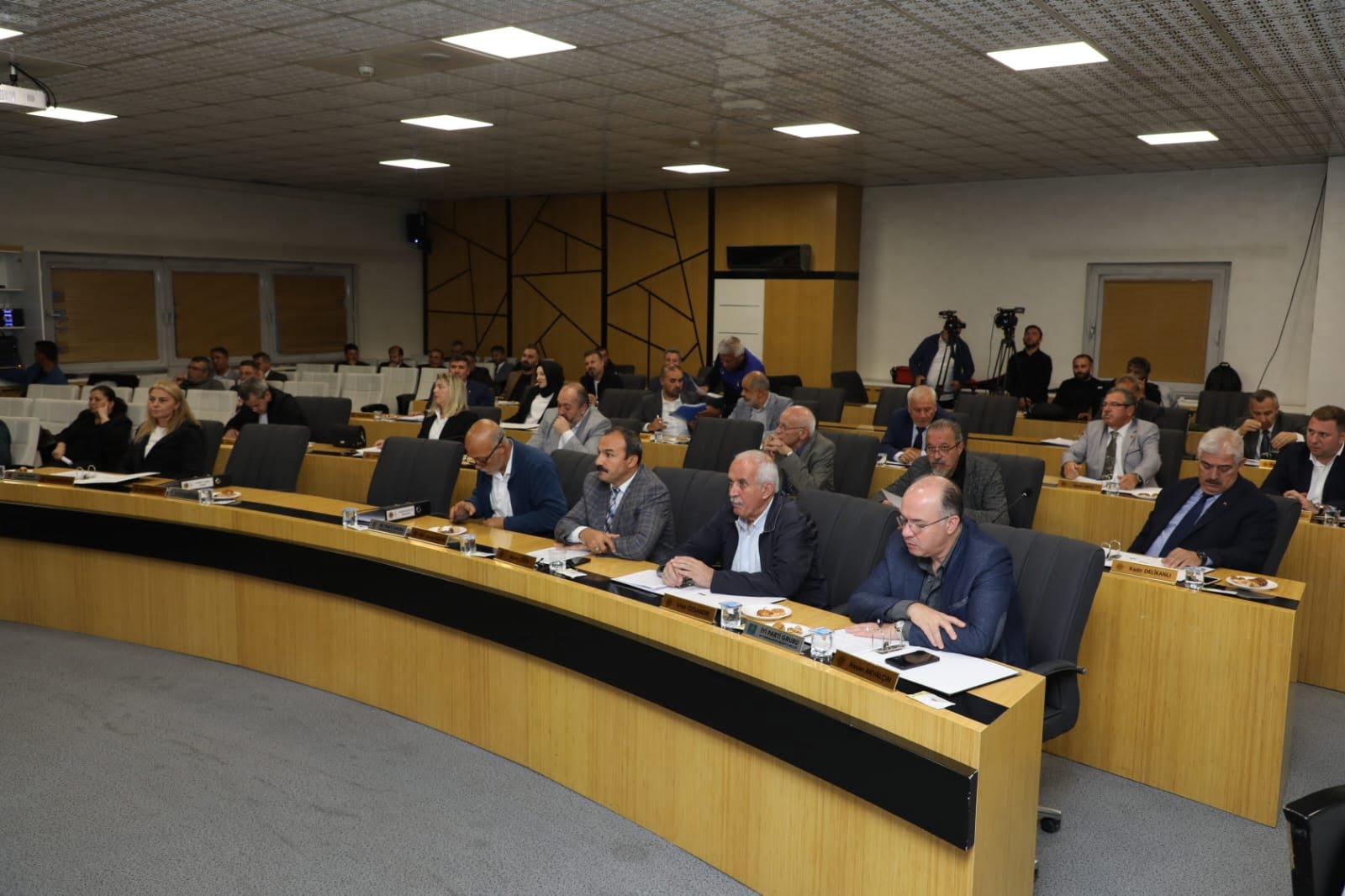 Afyonkarahisar Belediye Meclisi’nin 1 Kasım’da toplanacağı belirtildi. Belediye meclisinin gündeme