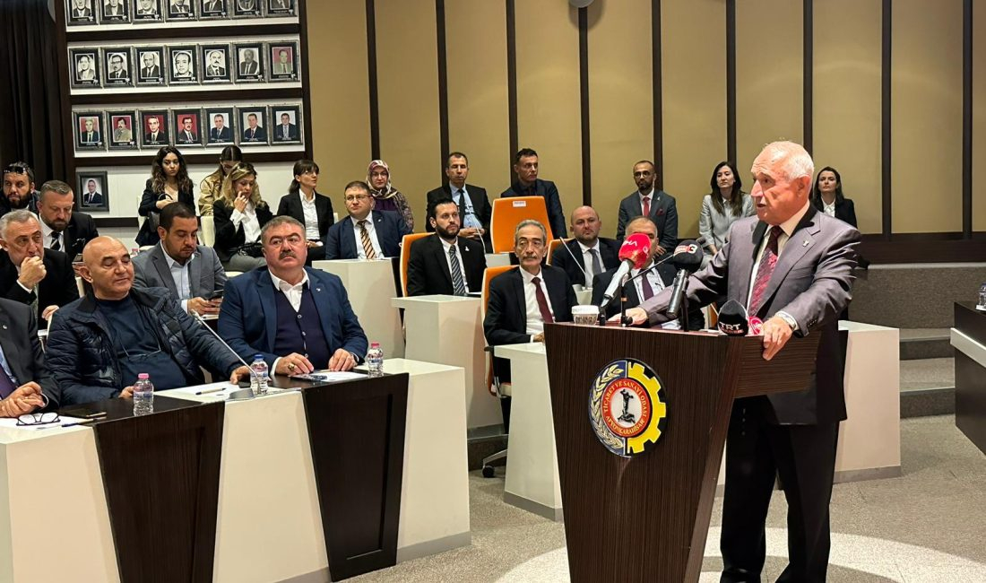 “Afyonkarahisar Tahkim ve Arabuluculuk” paneli protokol üyelerinin yaptıkları konuşmalar ile