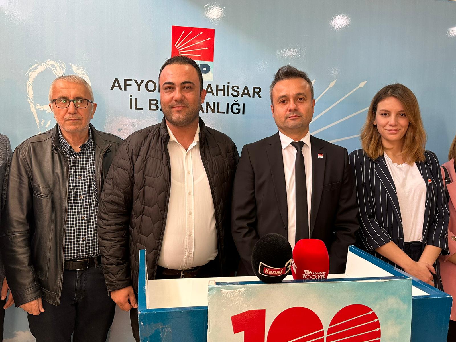 CHP’de il başkanlığı devir teslim töreni yapıldı. Chp Afyonkarahisar İl