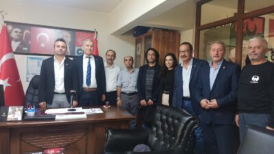 Demokrat Parti Afyonkarahisar İl Başkanı Hikmet Bülbül ve kurmayları, CHP