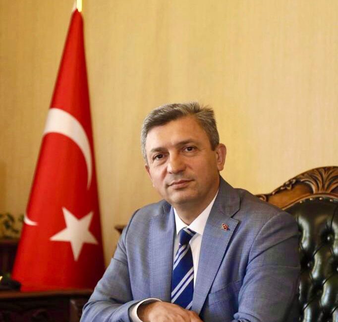   Antalya Valisi Hulusi Şahin’in 29 Ekim Cumhuriyet Bayramı mesajı