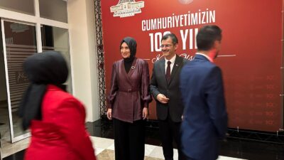 Afyonkarahisar Valisi Kübra Güran Yiğitbaşı ile eşi Selim Yiğitbaşı, tüm
