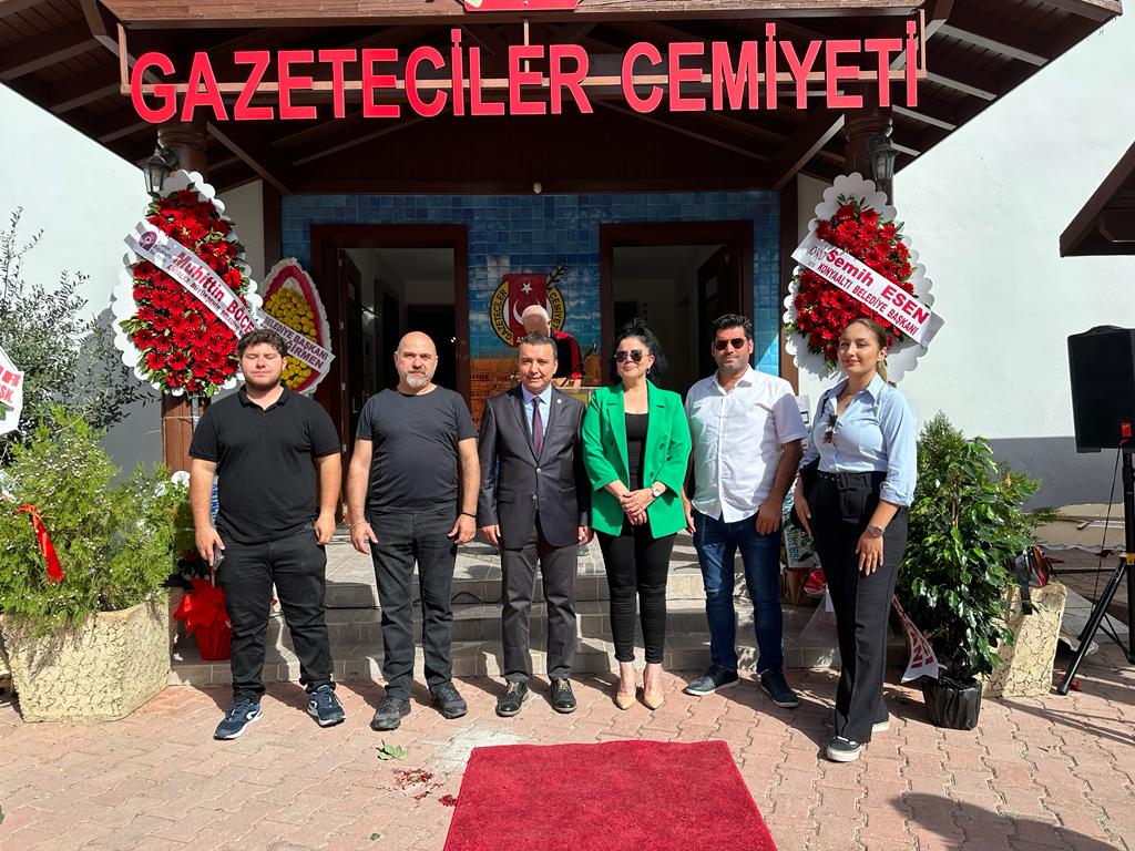 Kanal 3 ekibi, Antalya Gazeteciler Cemiyeti ile ANSİAD işbirliğiyle yenilenen