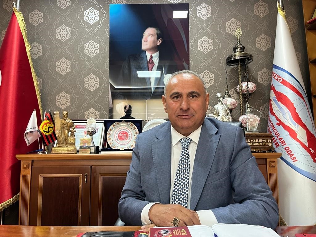 Eskişehir Emlak Komisyoncuları Odası Başkanı Gazi Çelik, kira kontratında ismi