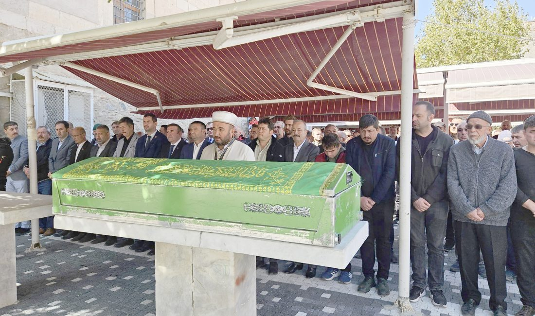 Bolvadin MHP İl Genel Meclis Üyesi Derviş Aynacı’nın babası Mustafa