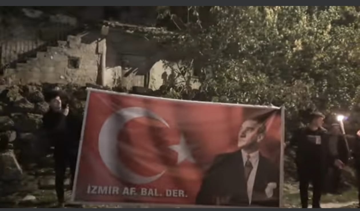 Balçıkhisar köyünde Cumhuriyetin kuruluşunun 100.yılı kutlandı. 29 Ekim Cumhuriyet Bayramı