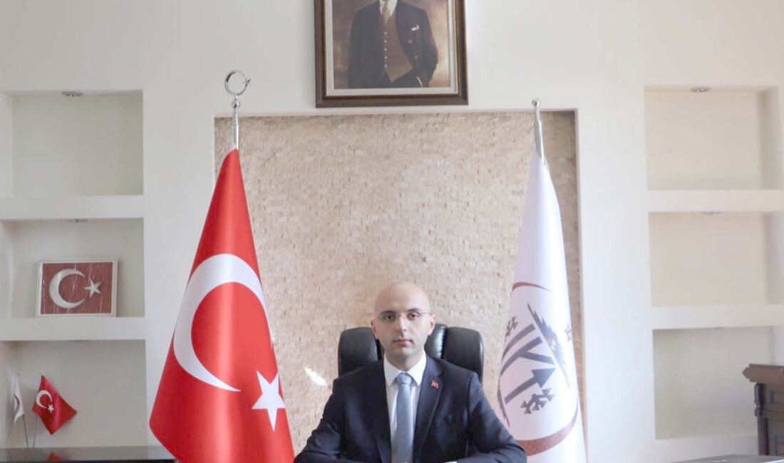 Bayat Kaymakamlığına atanan Ahmet Aykaç görevine başladı. Mehmet Anıl Çolak’ın