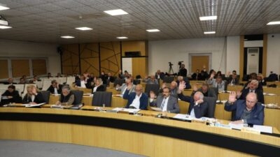   Toplantının açılışında konuşan Zeybek, Garnizon Millet Bahçesi ile ilgili