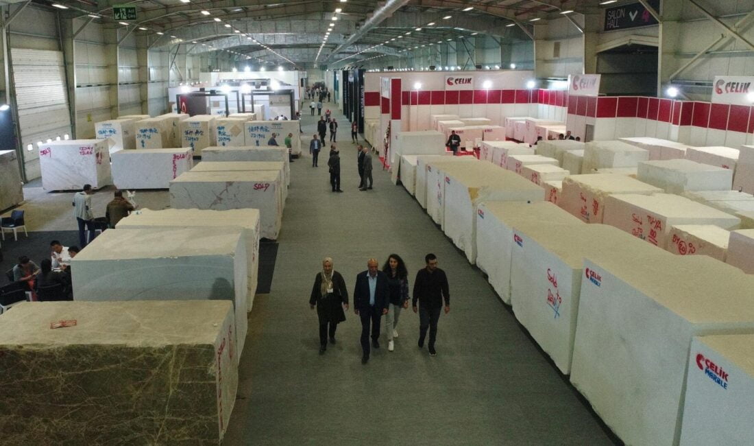 Blok Mermer Fuarı devam ediyor Bursa düzenlenen 7.Uluslararası Blok Mermer Fuarı’nın ikinci gününde de firmalar