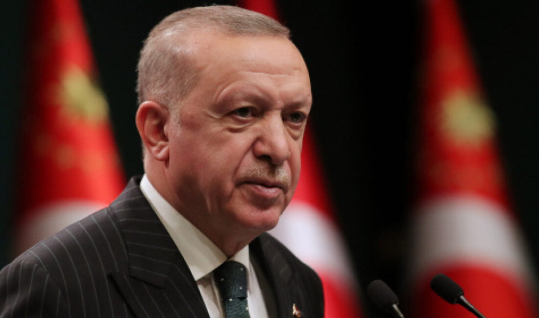 Cumhurbaşkanı Recep Tayyip Erdoğan ve bakanlar, Cumhuriyetin 100’üncü yılında vatandaşlara