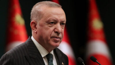 Cumhurbaşkanı Recep Tayyip Erdoğan ve bakanlar, Cumhuriyetin 100’üncü yılında vatandaşlara