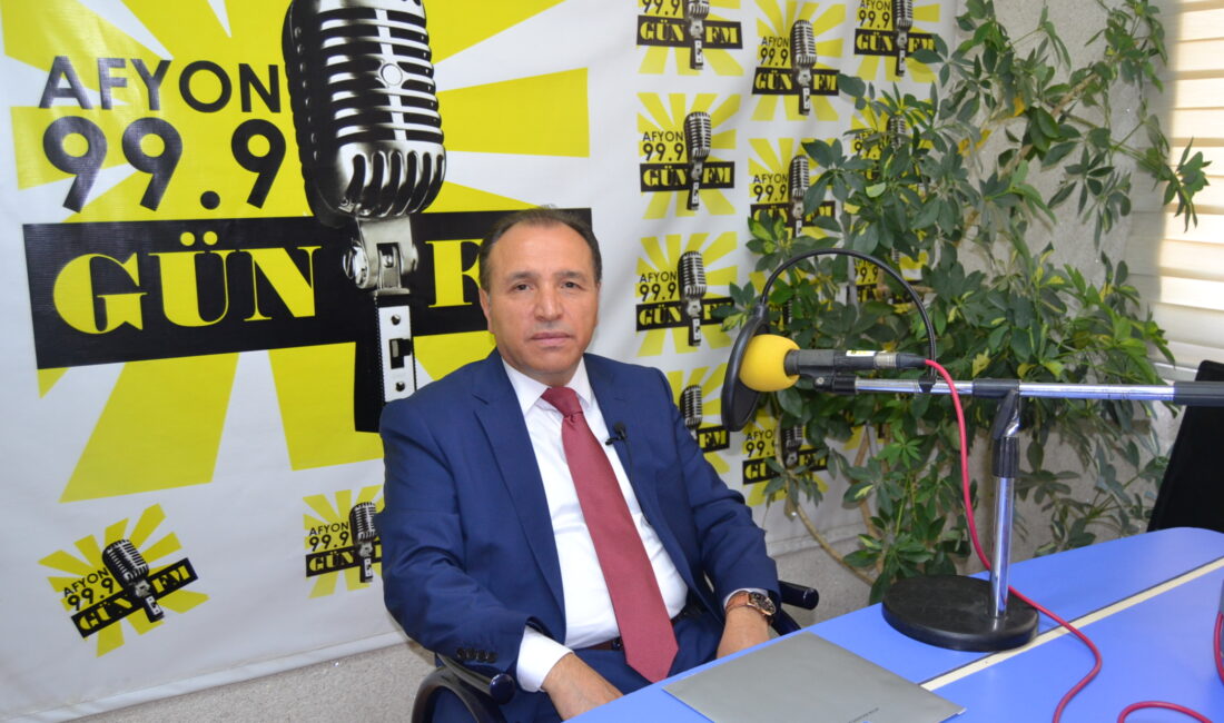 Afyon Kocatepe Üniversitesi (AKÜ) ve Gün FM işbirliğinde süren Kampüs