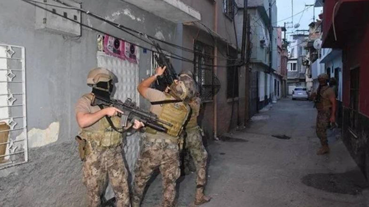 Milli İstihbarat Teşkilatı (MİT) ve Emniyet birimlerinin Şanlıurfa merkezli 18