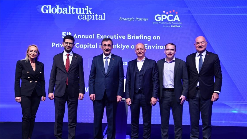 “Türkiye ve Çevresinde Yatırım Yapan Özel Sermaye Yatırım Fonları” konferansı,