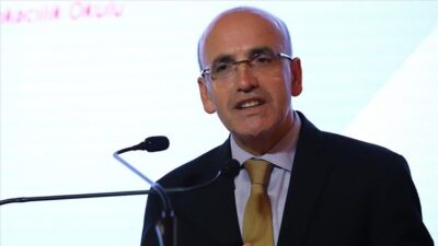 Hazine ve Maliye Bakanı Mehmet Şimşek, ihracatçıların ve reel sektörün