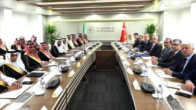 Ulaştırma ve Altyapı Bakanı Abdulkadir Uraloğlu, Suudi Arabistan’ın Türk vatandaşlarına