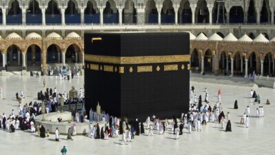 Suudi Arabistan Hac ve Umre Bakanı Tevfik er-Rabia, Suudi Arabistan’a