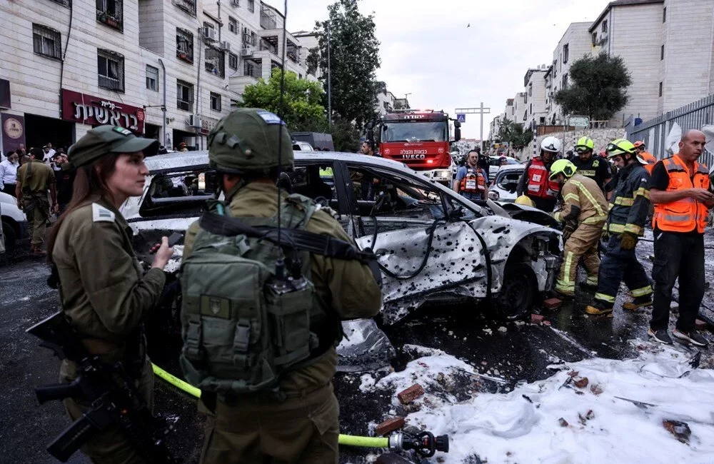 Gazze’de tam abluka ilan edildi. Cumartesi sabahı başlayan saldırılar sonucu
