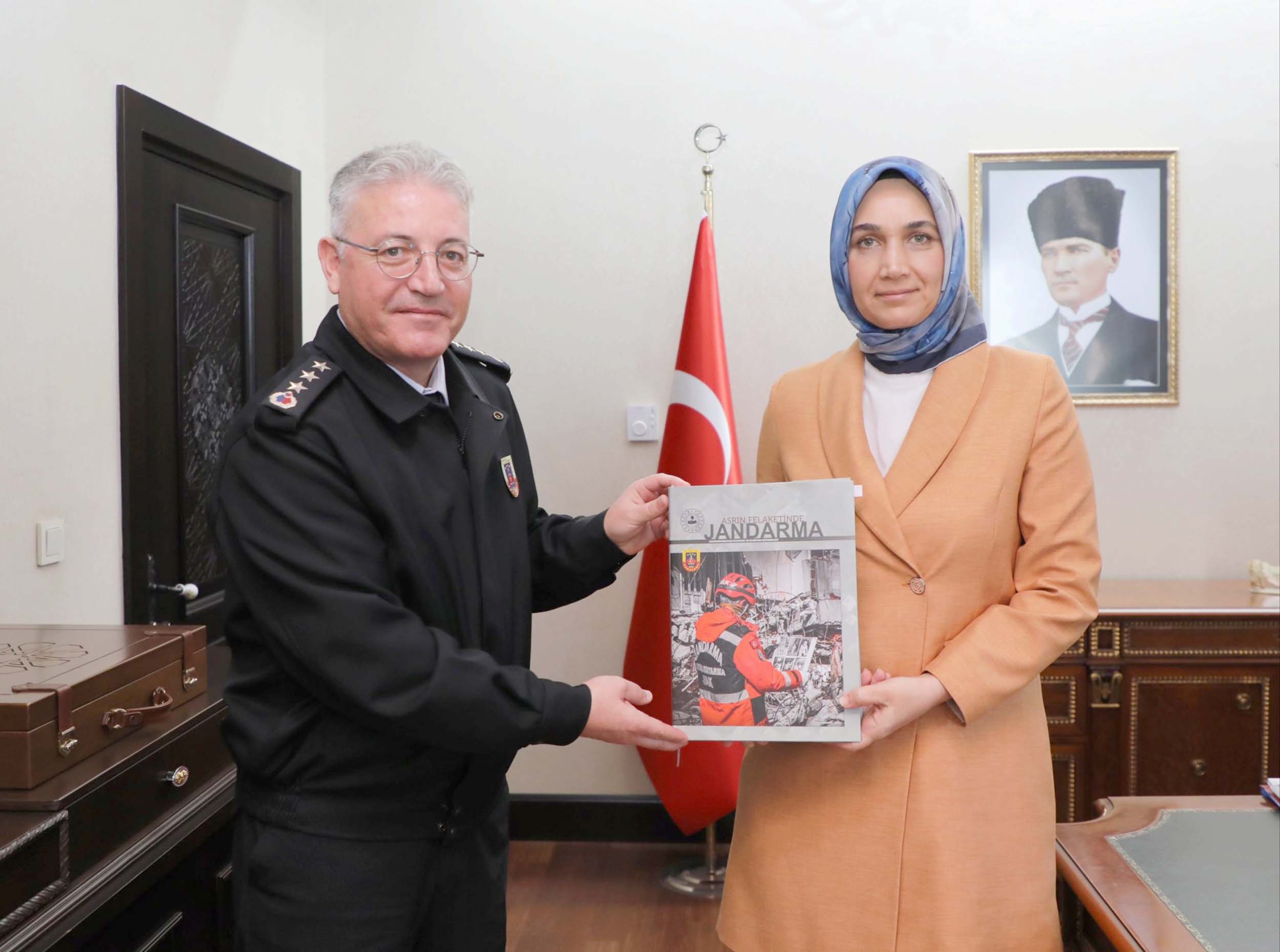 Vali Doç. Dr. Kübra Güran Yiğitbaşı başkanlığında Vali Yardımcısı Mehmet