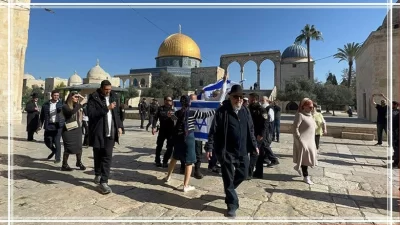 Filistin’de Mescid-i Aksa’ya İsrail baskınları devam ediyor. İsrail polisinin korumasındaki