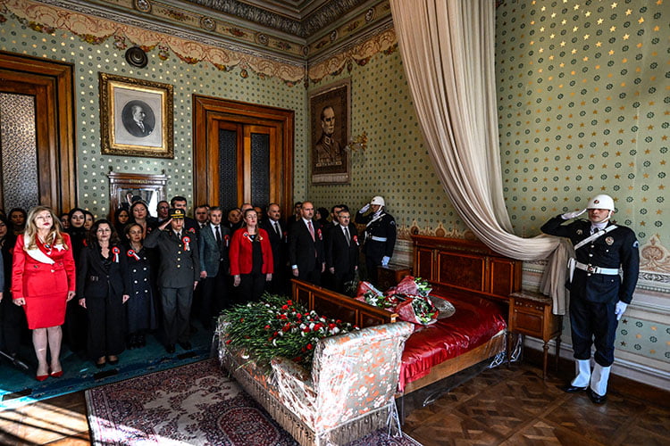 Türkiye Cumhuriyeti’nin kurucusu Büyük Önder Mustafa Kemal Atatürk, 85 yıl