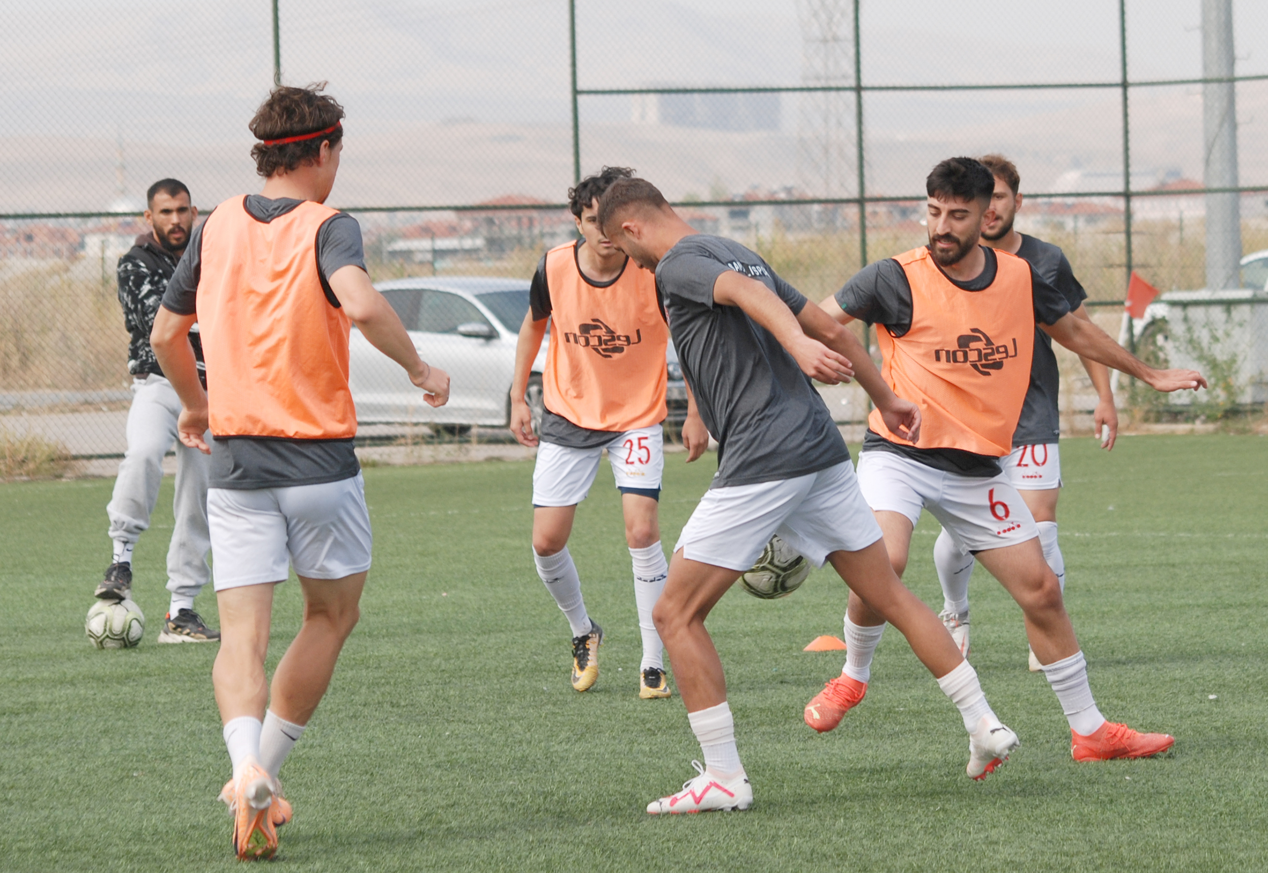 Afyonkarahisar Süper Amatör Ligi’nde geçtiğimiz hafta oynanan karşılaşmalar sonunda Sandıklıspor