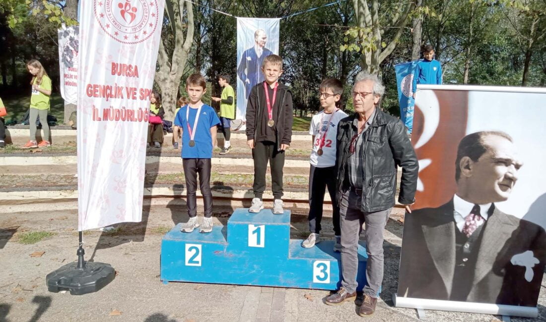 Eskişehirli koşucu Yusuf Tuna, Yetenek Taraması Programı çerçevesinde düzenlenen Atatürk